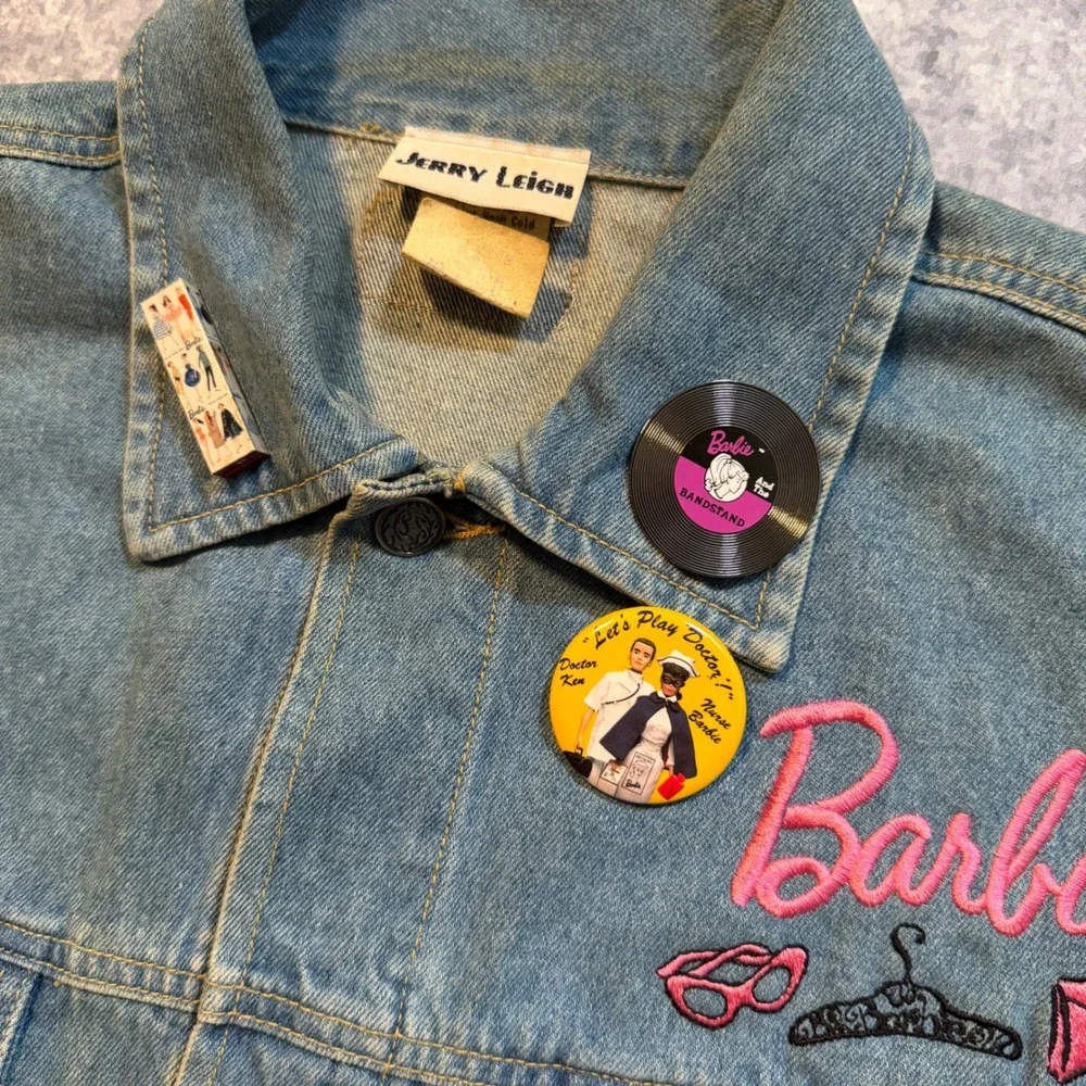 Vintage Jerry Leigh Barbie Denim Jacket 1995 Mattel Blue Jean Jacket Large L‎